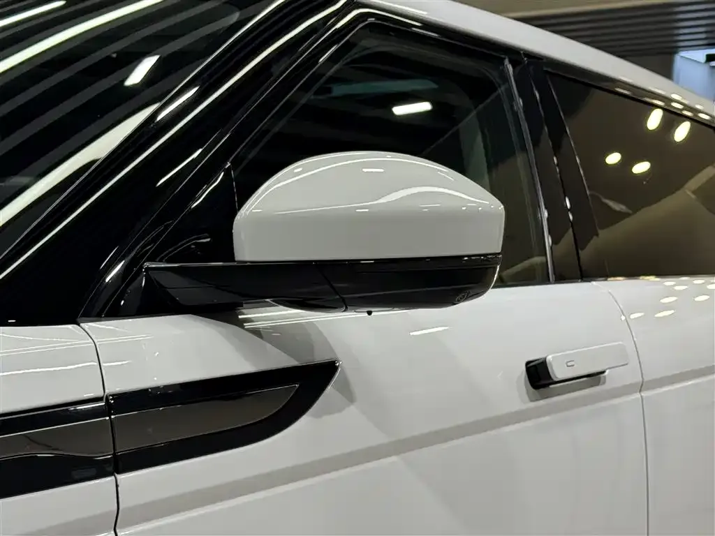 Land Rover Evoque 2023 из CN, фото 9