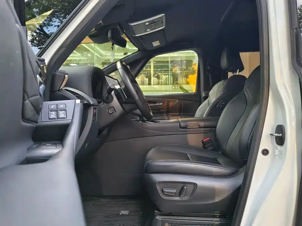 Toyota Alphard 2024 из CN, фото 4