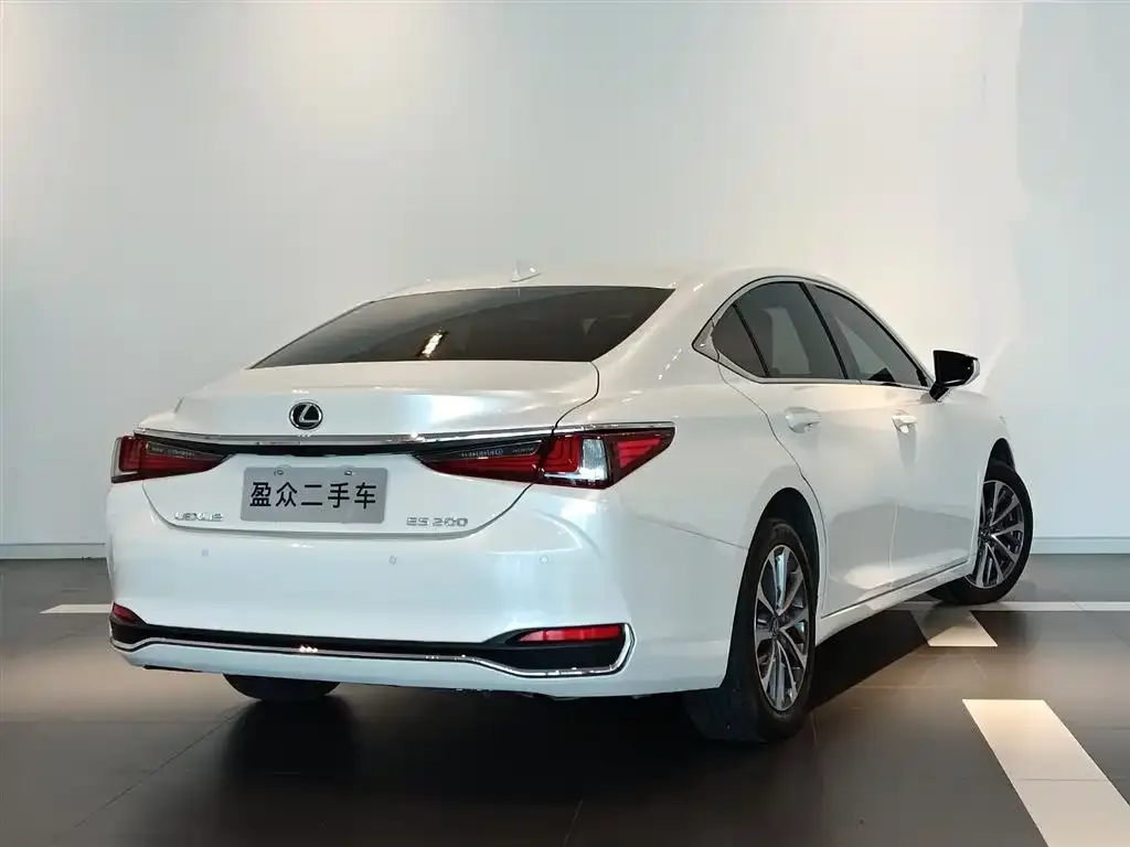 Lexus ES 2024 из CN, фото 4