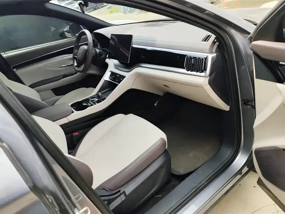 BYD PLUS New Energy 2025 из CN, фото 8