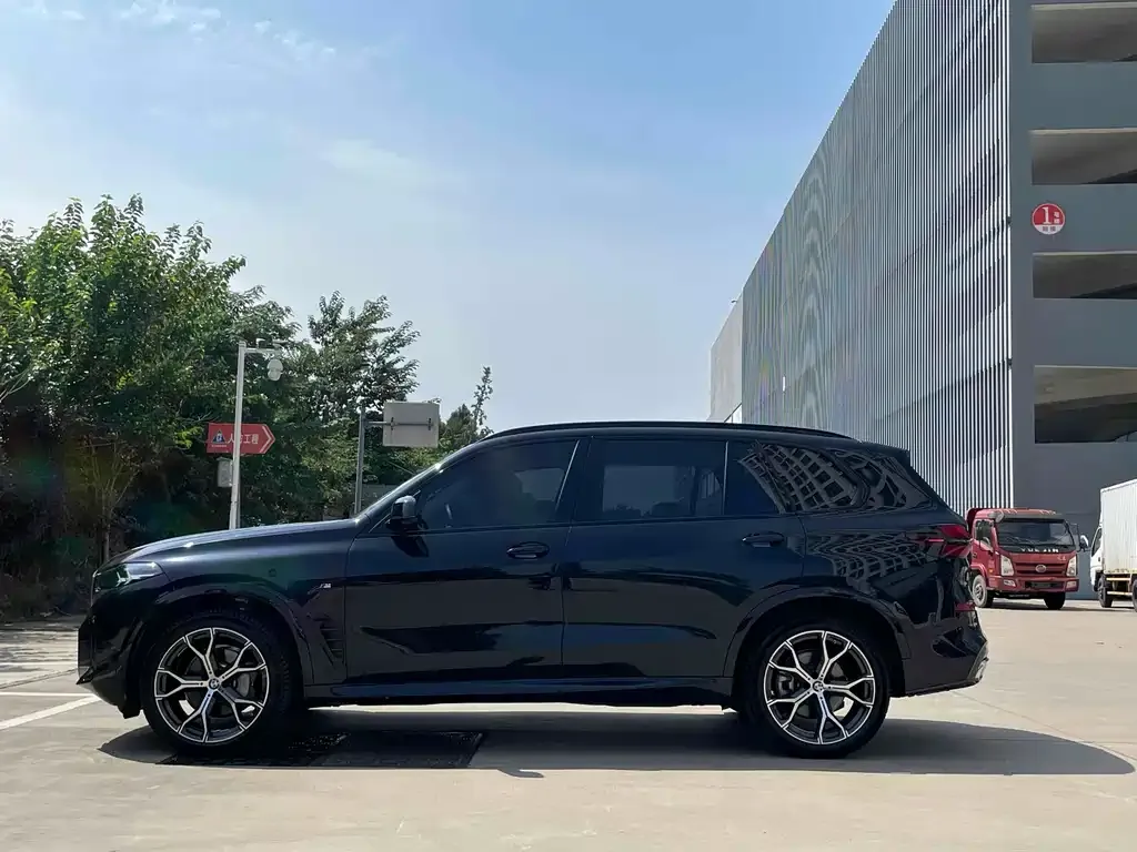 BMW X5 2024 из CN, фото 9