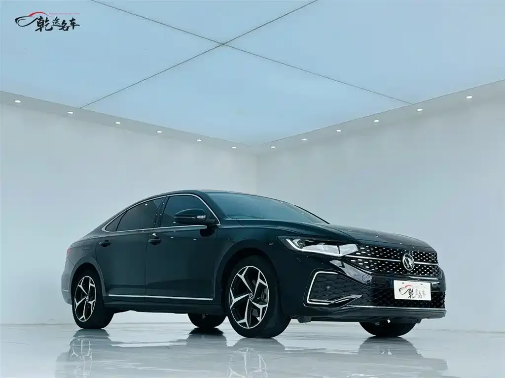 Volkswagen Passat 2024 из CN, фото 3