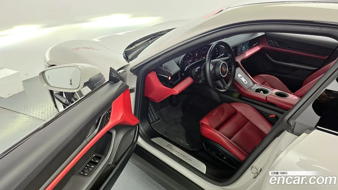 Porsche Taycan 2022 из KR, фото 10