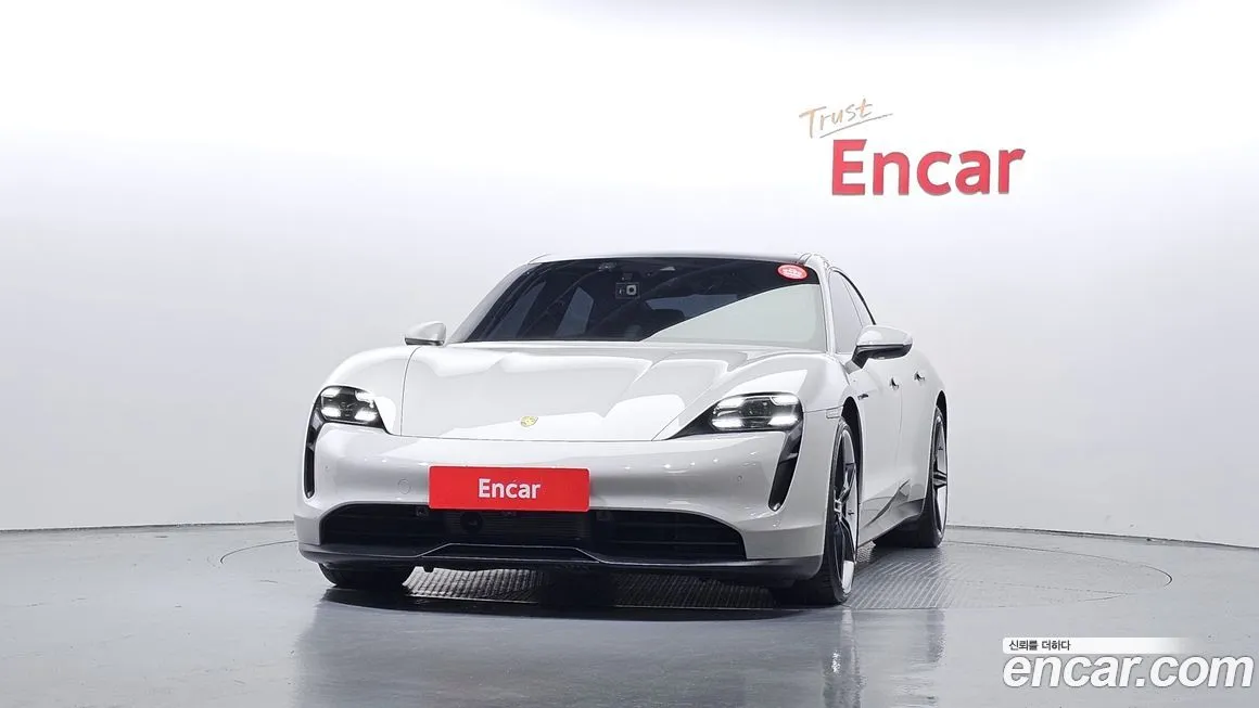 Porsche Taycan 2022 из KR, фото 3