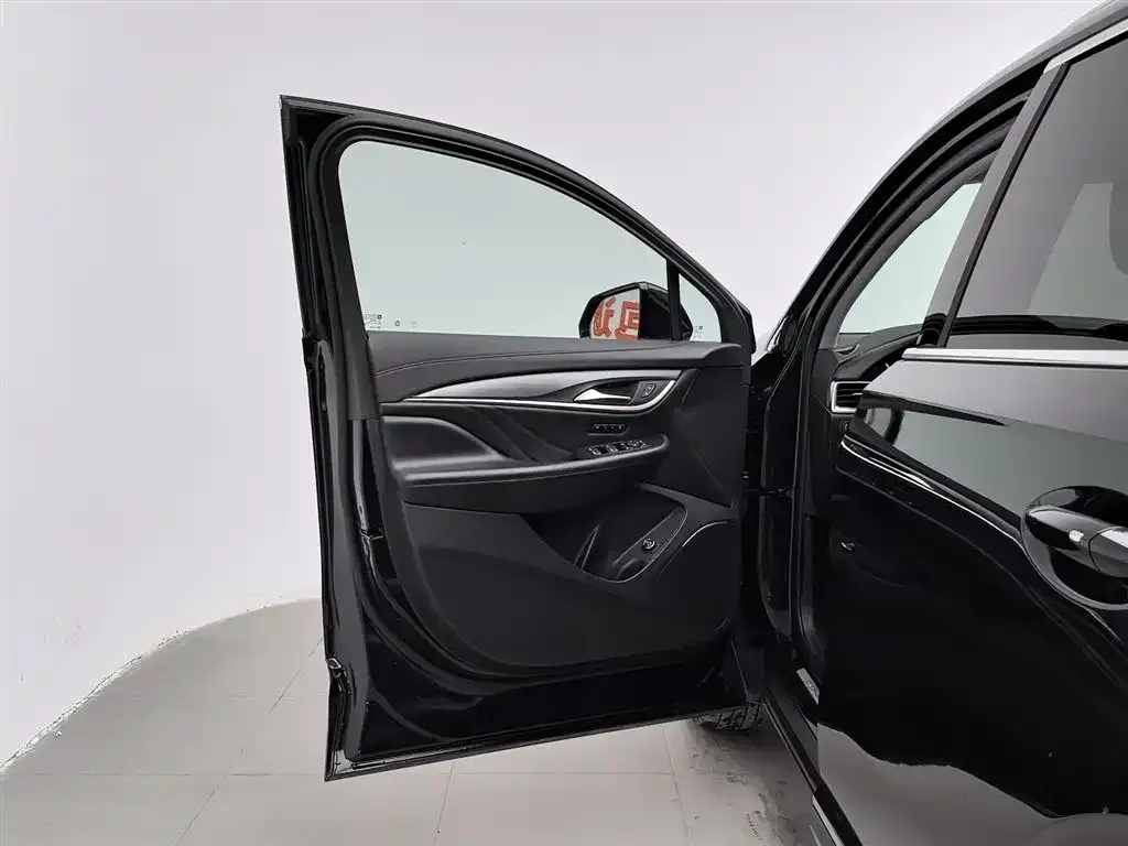 Buick Enclave 2023 из CN, фото 8