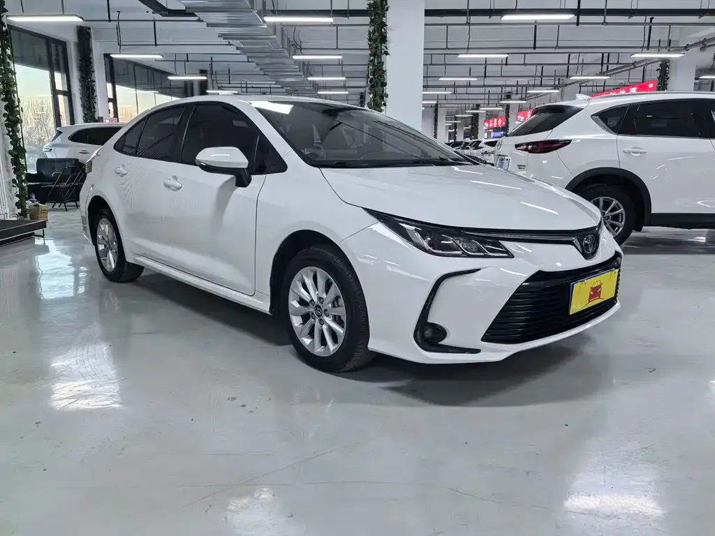 Toyota Corolla 2022 из CN, фото 3