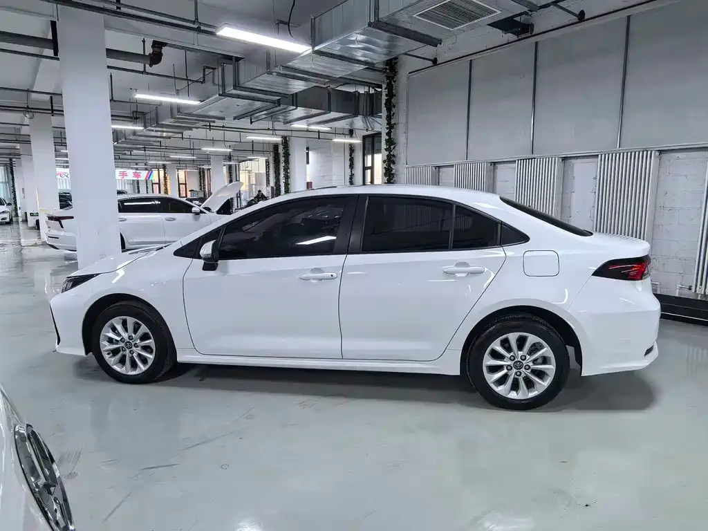 Toyota Corolla 2022 из CN, фото 7
