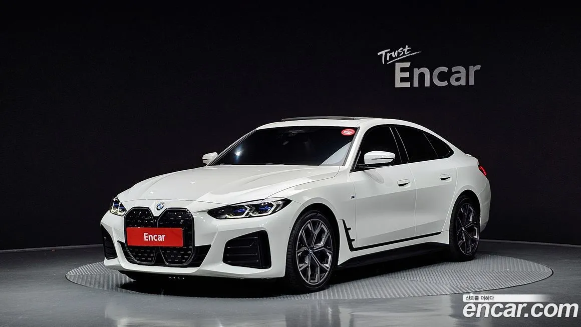 BMW i4 2022 из KR, фото 1