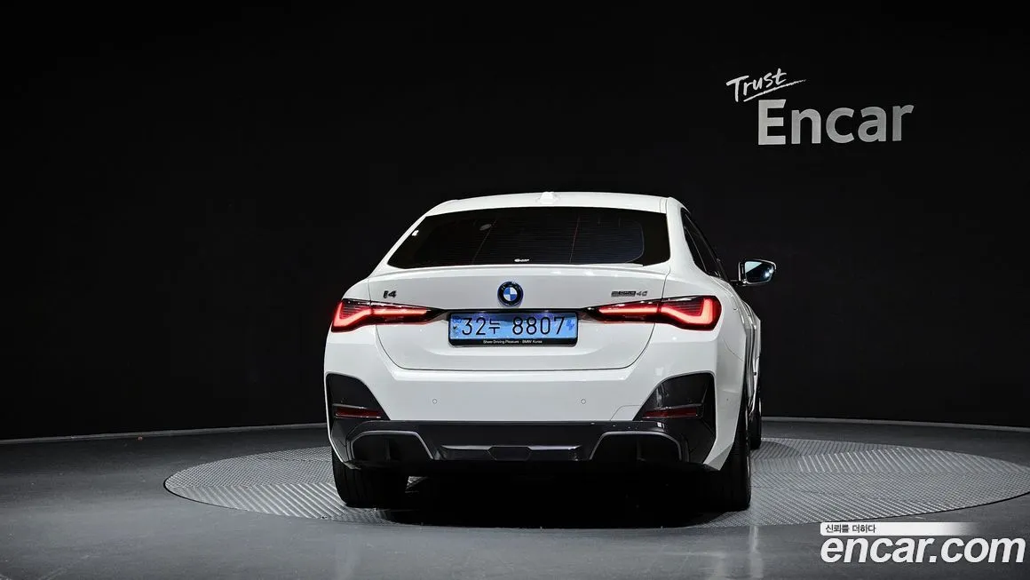 BMW i4 2022 из KR, фото 4