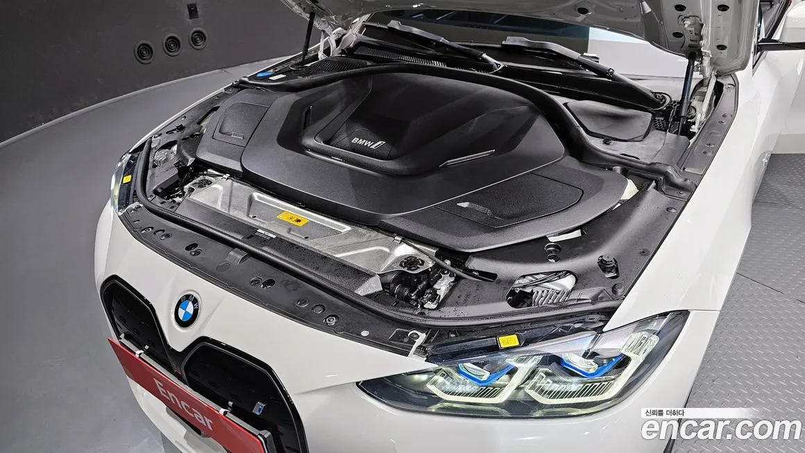 BMW i4 2022 из KR, фото 6
