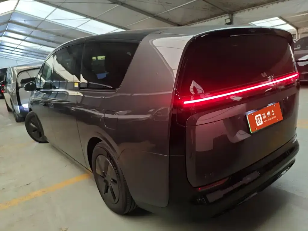 Li Auto MEGA 2024 из CN, фото 4