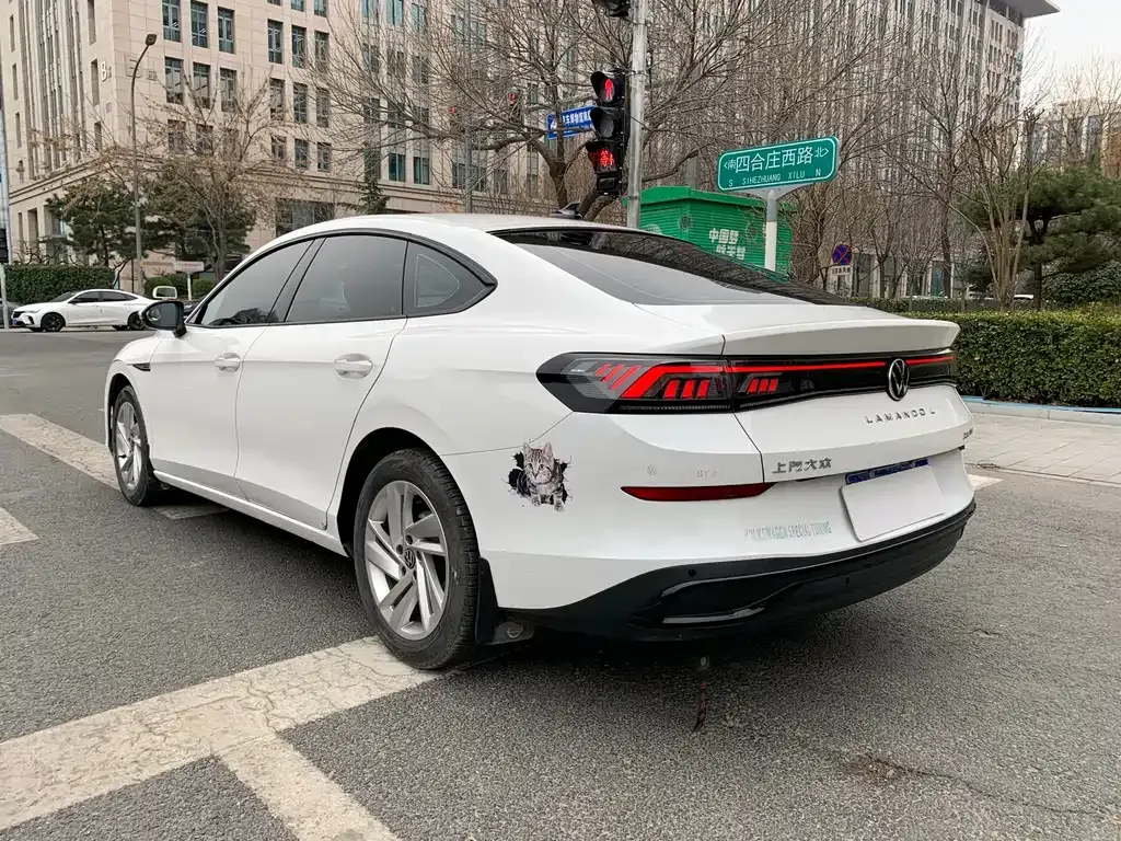 Volkswagen Lamando 2023 из CN, фото 8