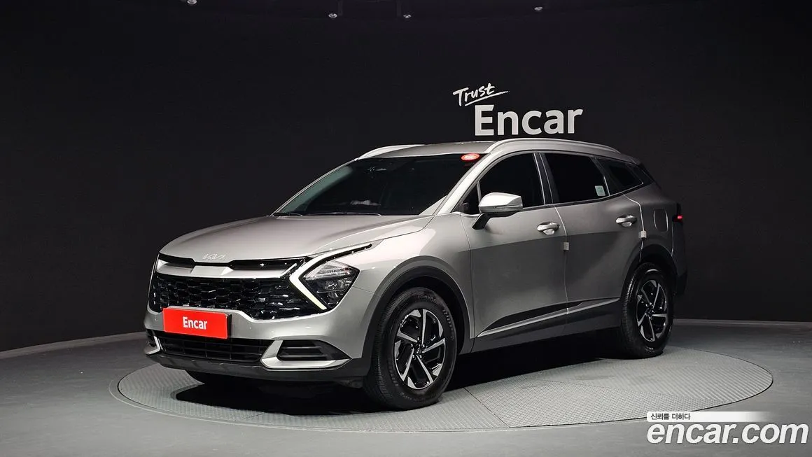 Kia Sportage — фото 1