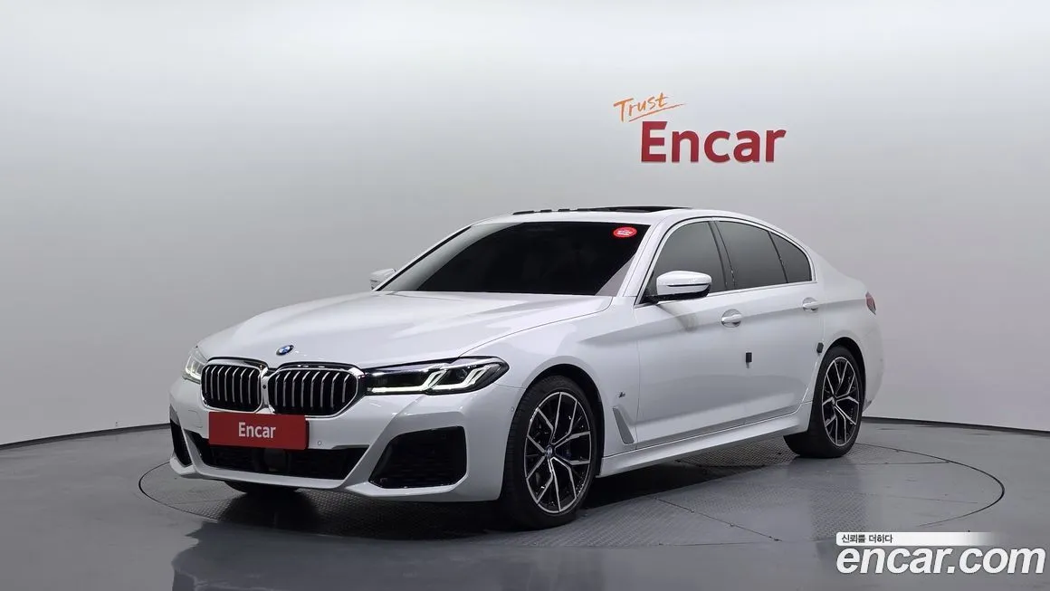 BMW 5-Series 2023 из KR, фото 1