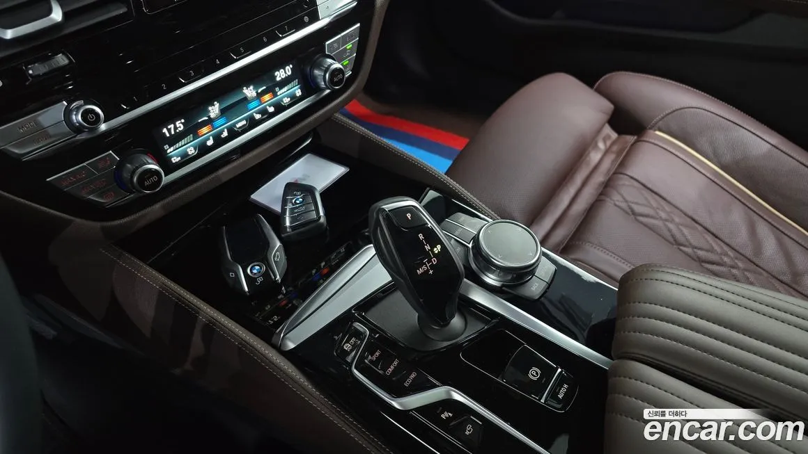 BMW 5-Series 2023 из KR, фото 9
