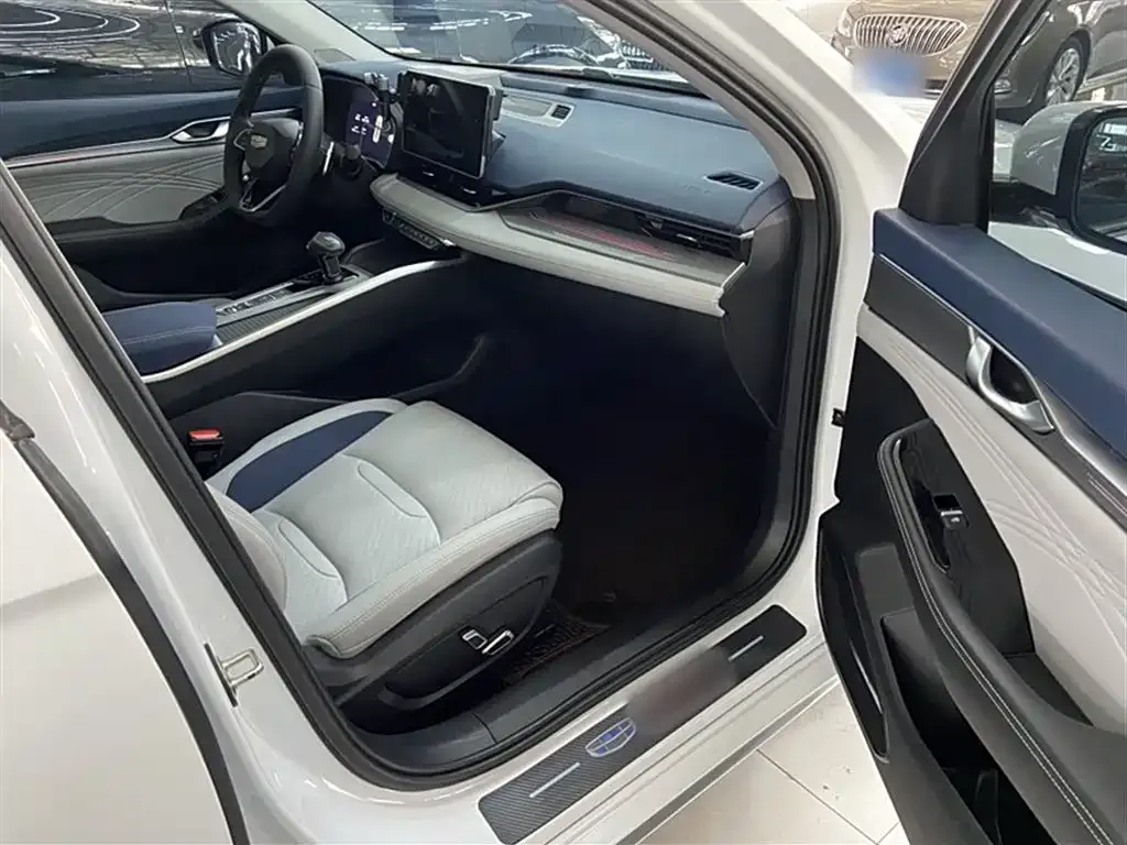 Geely Xingrui 2022 из CN, фото 2