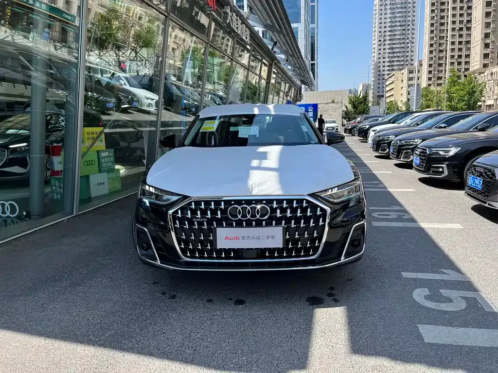 Audi A8 2025 из CN, фото 1