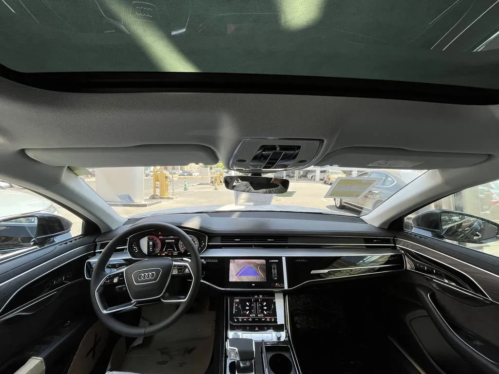 Audi A8 2025 из CN, фото 5