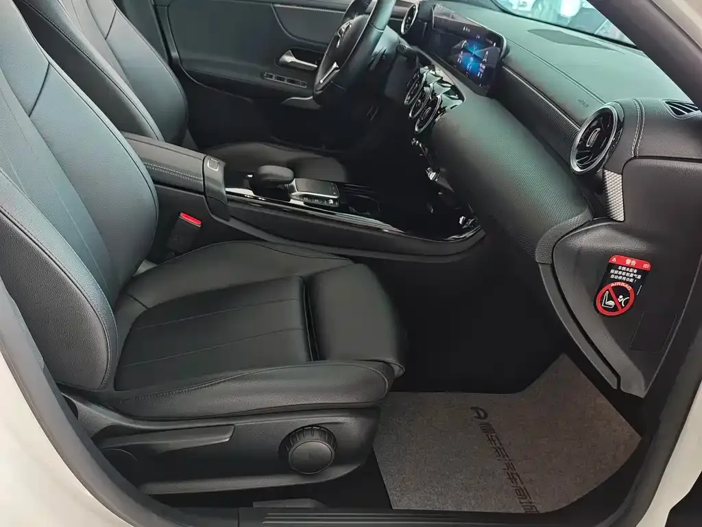 Mercedes-Benz A-Class 2021 из CN, фото 4
