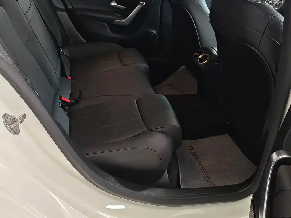 Mercedes-Benz A-Class 2021 из CN, фото 5