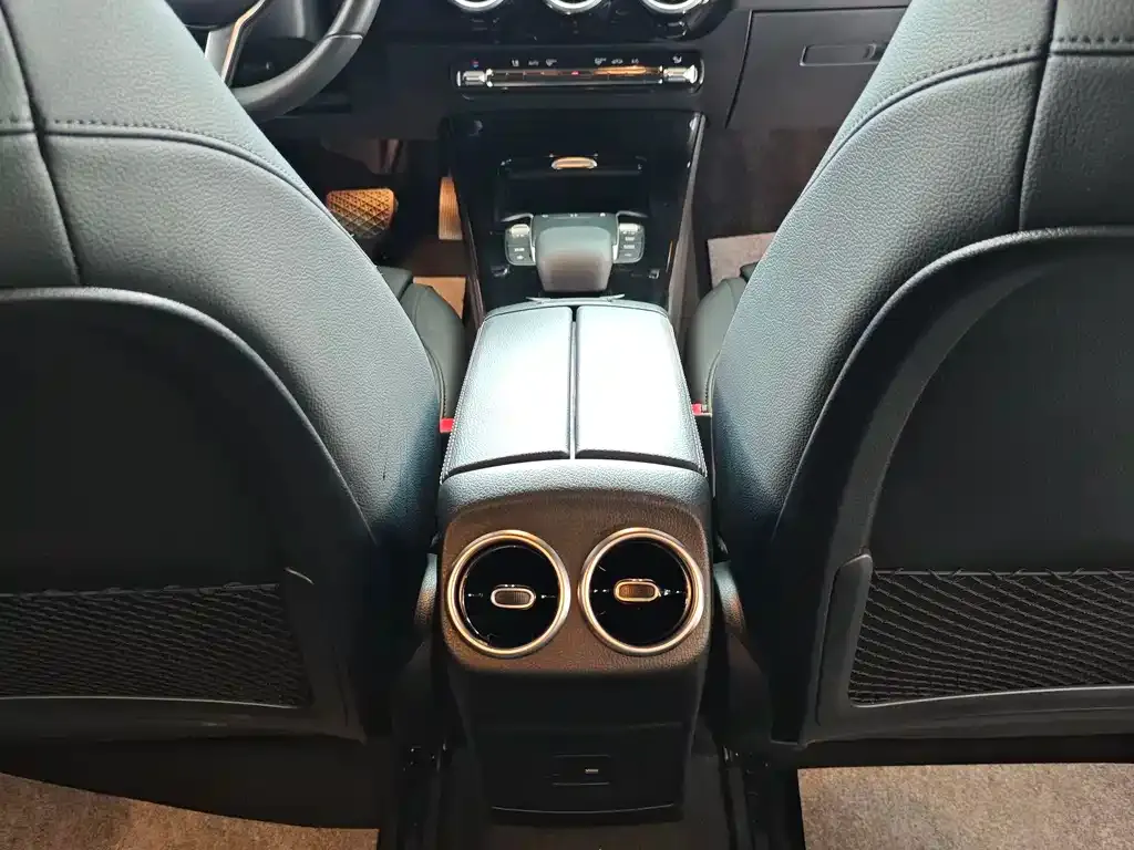 Mercedes-Benz A-Class 2021 из CN, фото 7