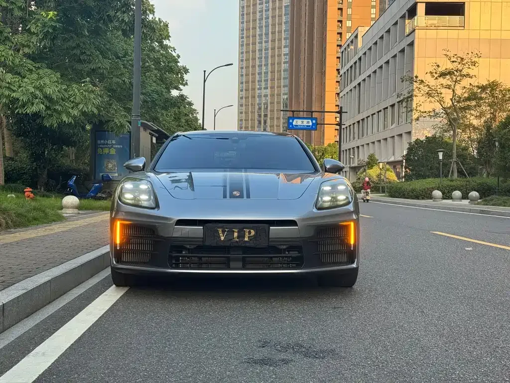 Porsche Panamera 2024 из CN, фото 2
