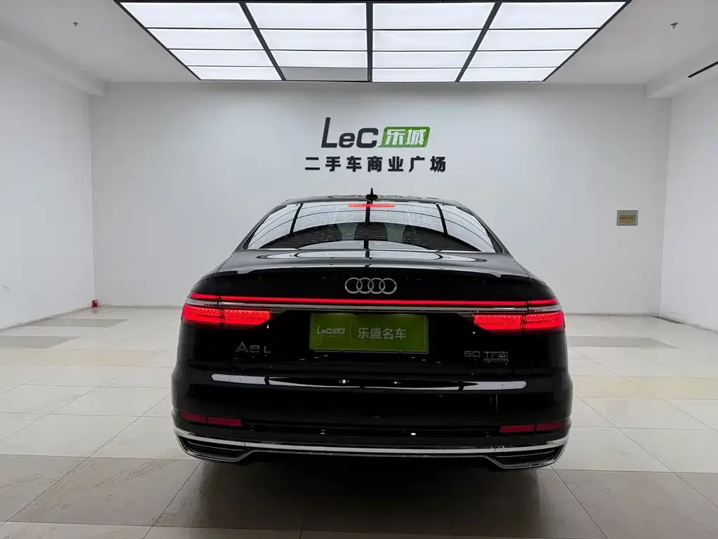 Audi A8 2021 из CN, фото 5