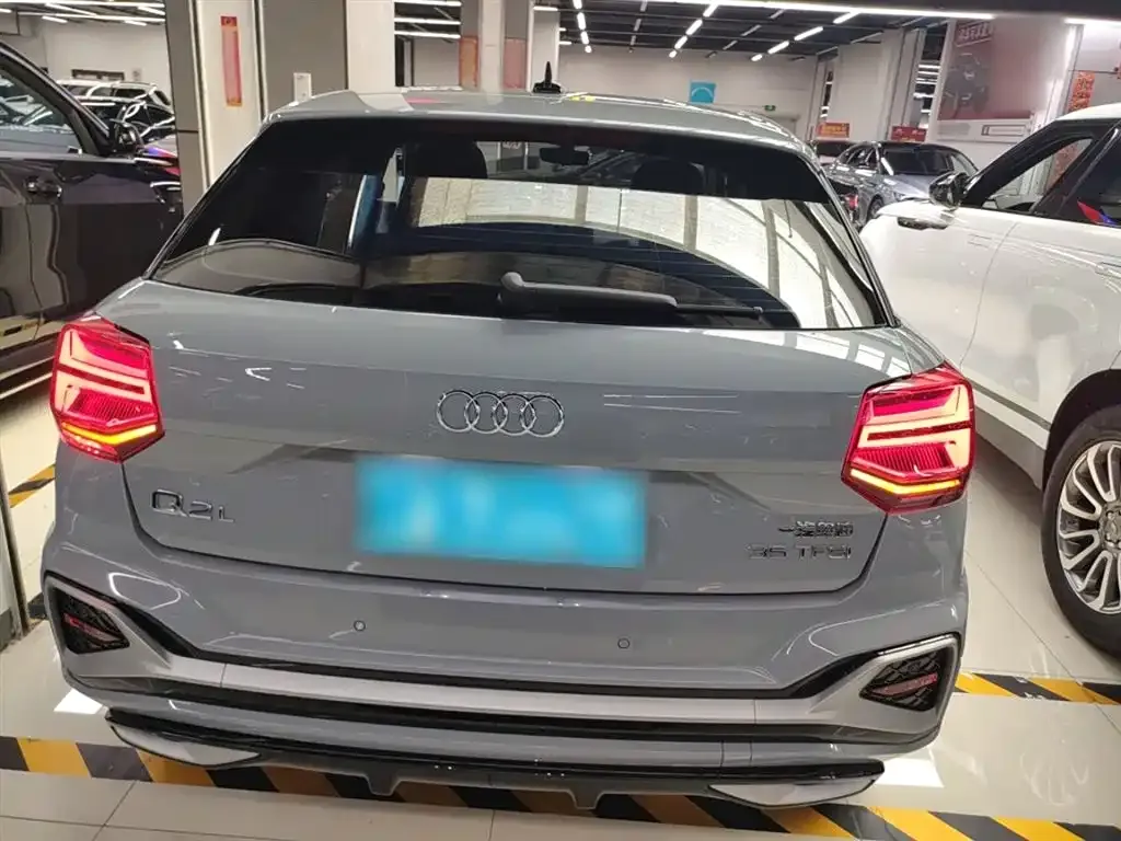 Audi Q2L 2023 из CN, фото 6