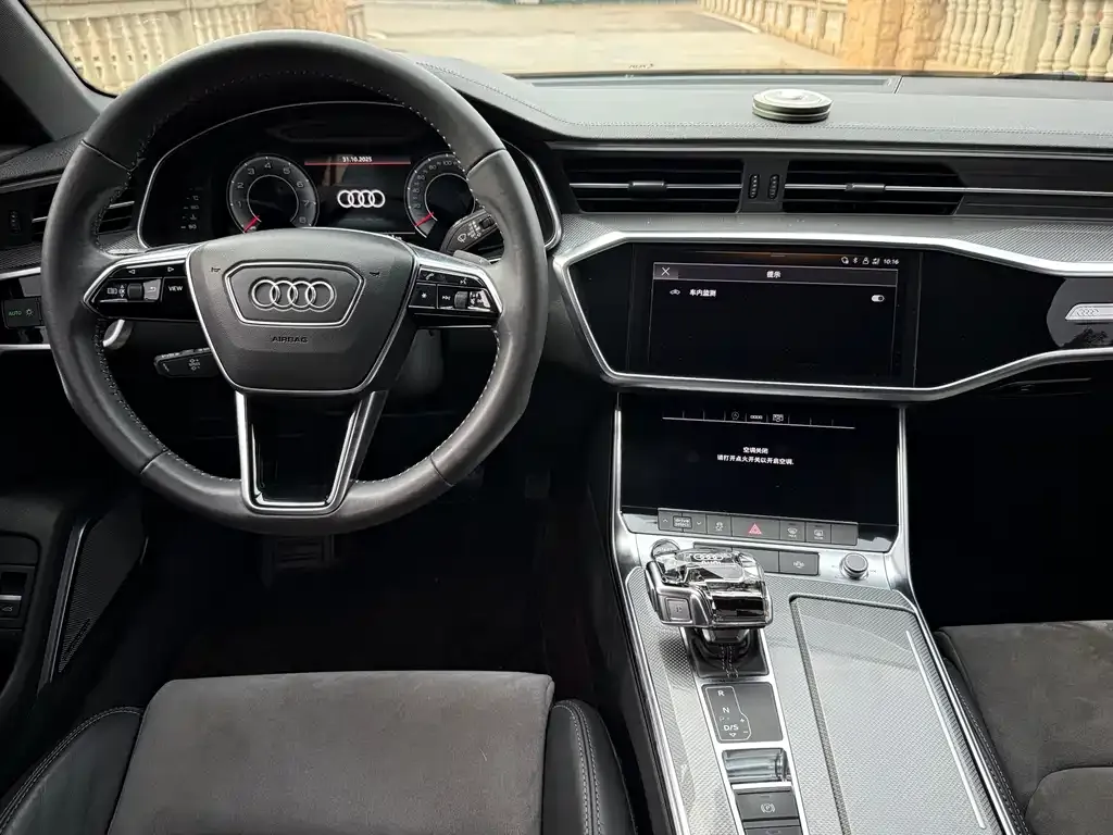 Audi A6L 2021 из CN, фото 8