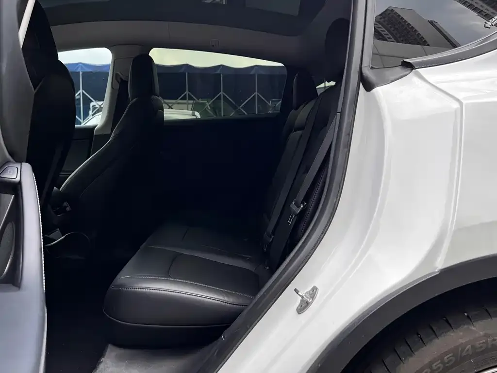 Tesla Model Y 2022 из CN, фото 10