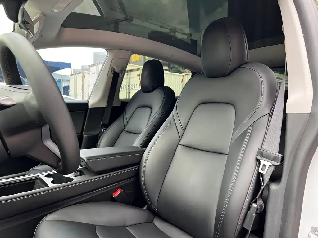 Tesla Model Y 2022 из CN, фото 8