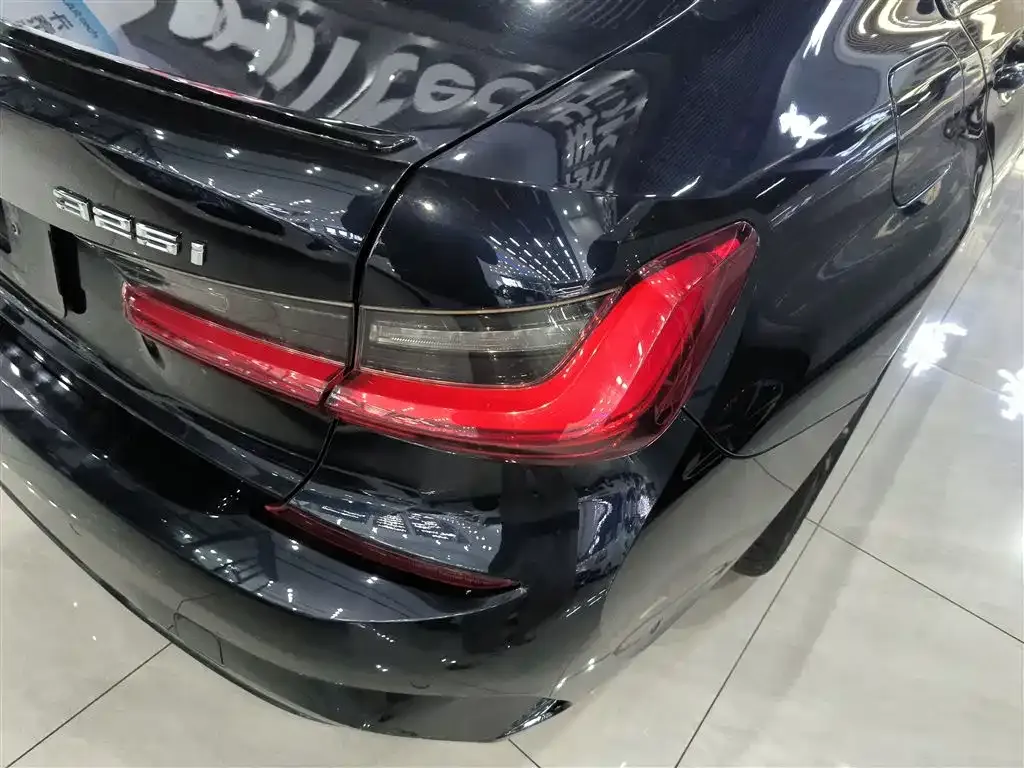 BMW 3 Series 2021 из CN, фото 8