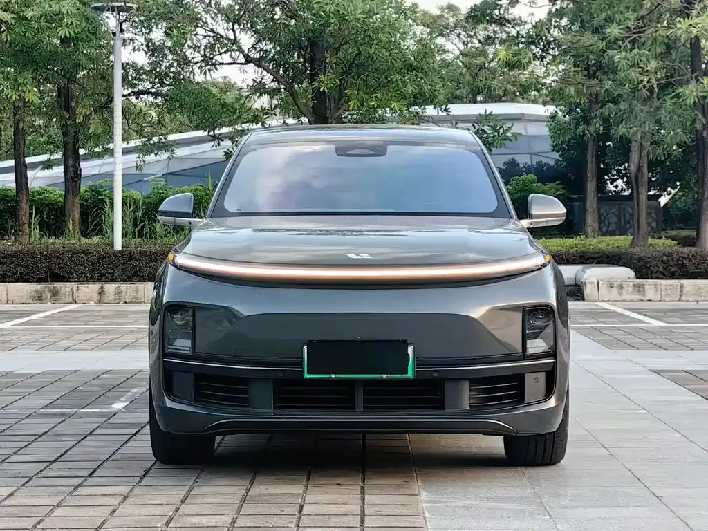 Li Auto L8 2023 из CN, фото 2