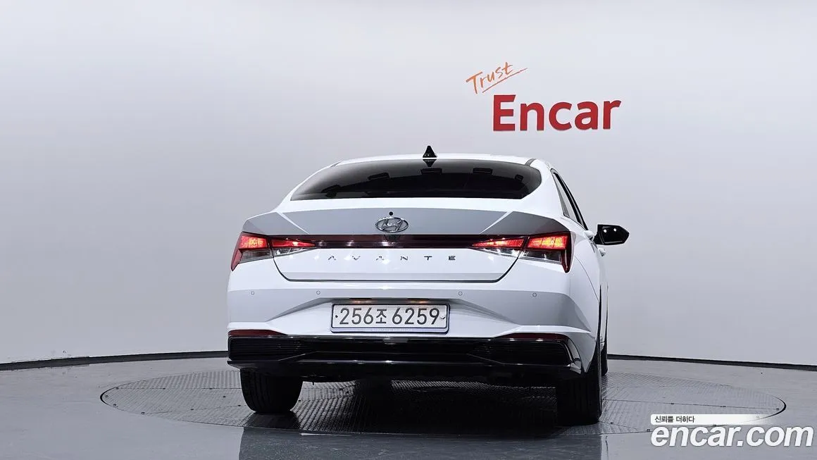 Hyundai AVANTE 2023 из KR, фото 4
