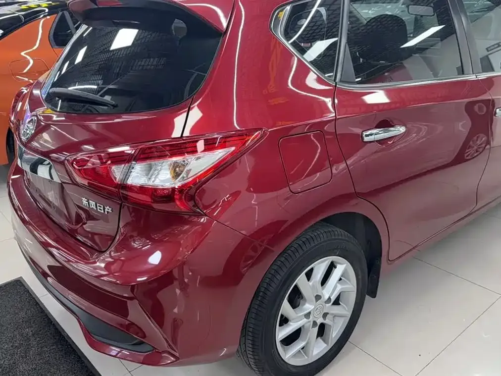 Nissan Tiida 2023 из CN, фото 7