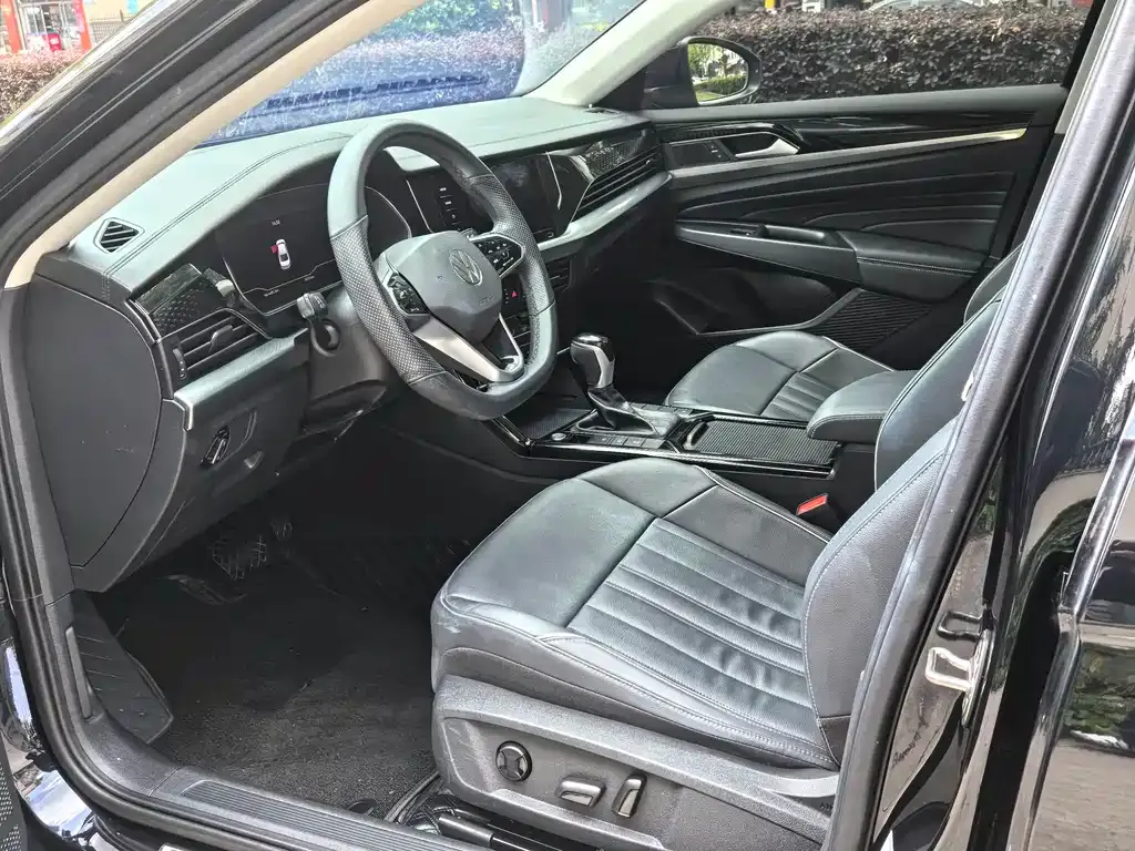 Volkswagen Passat — фото 7