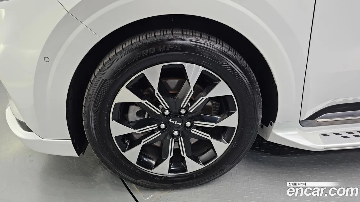 Kia Carnival 2023 из KR, фото 5
