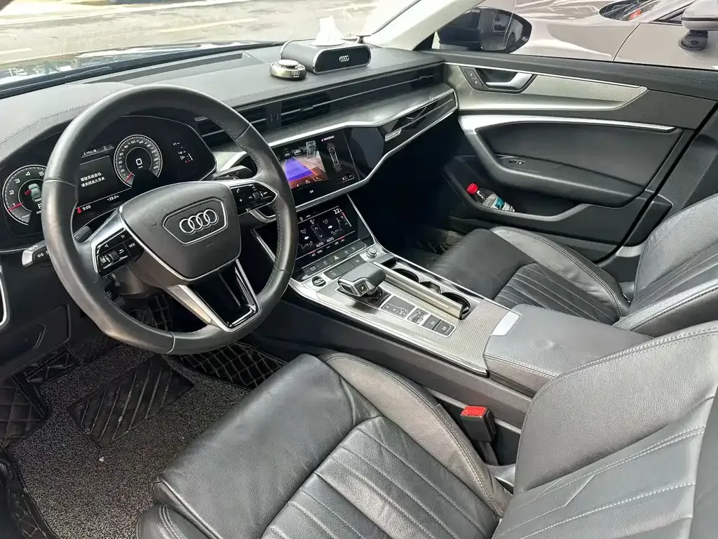 Audi A6L 2021 из CN, фото 3