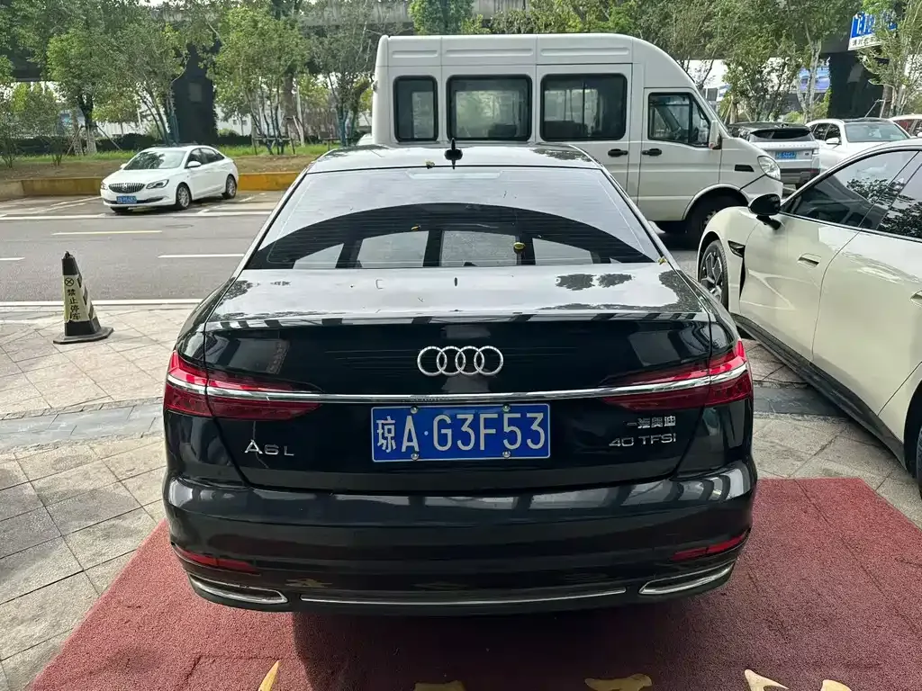 Audi A6L 2021 из CN, фото 6