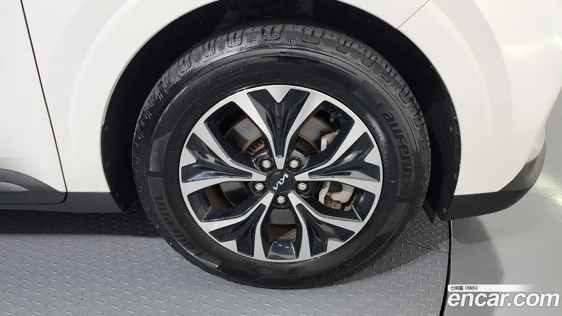 Kia Carnival 2023 из KR, фото 5
