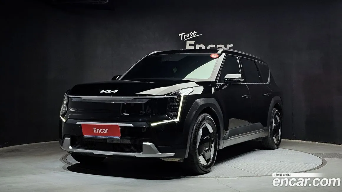 Kia EV9 2024 из KR, фото 1