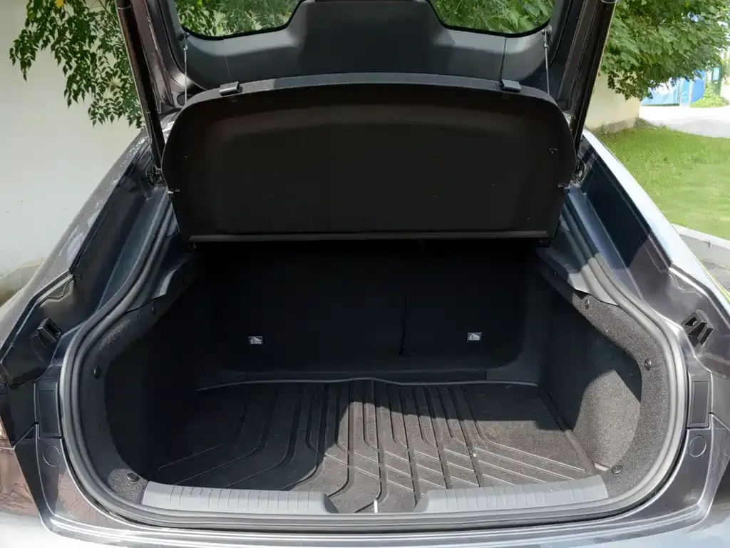 Changan UNI-V 2024 из CN, фото 10