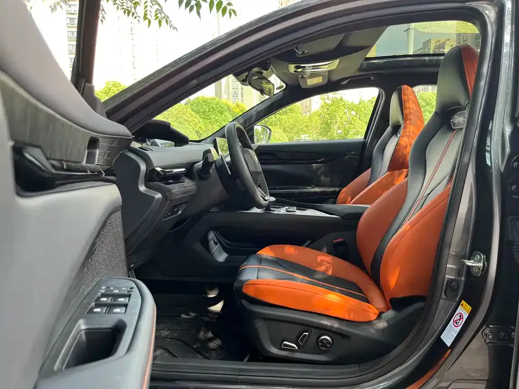 Changan UNI-V 2024 из CN, фото 4