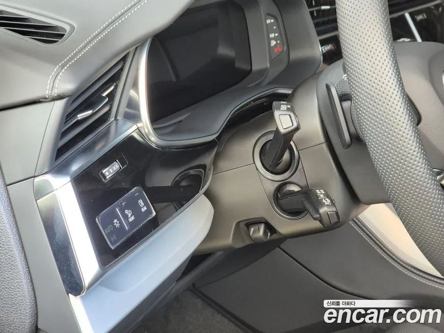 Audi Q7 2023 из KR, фото 10