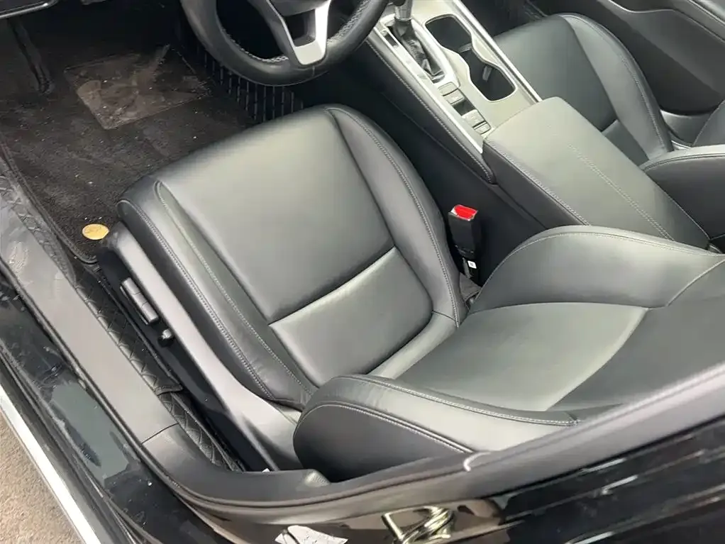 Honda Accord 2023 из CN, фото 10