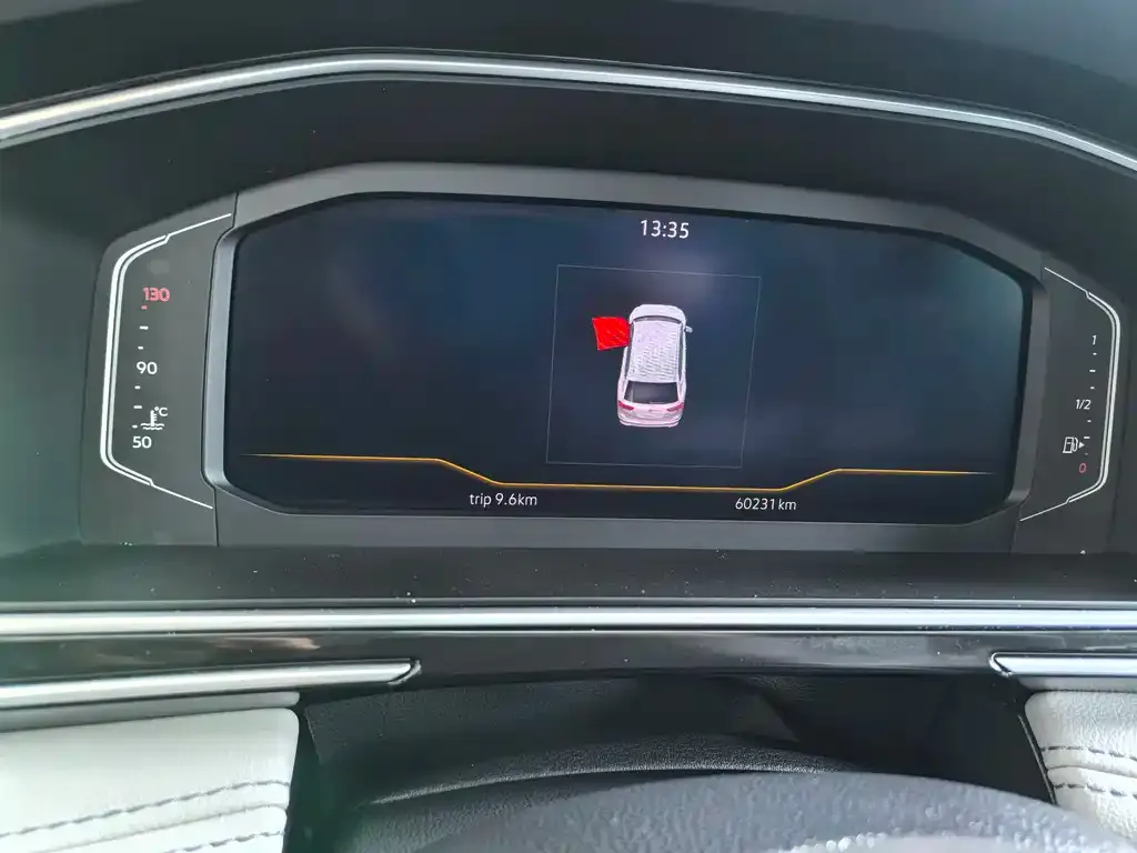 Volkswagen Tiguan L 2023 из CN, фото 10