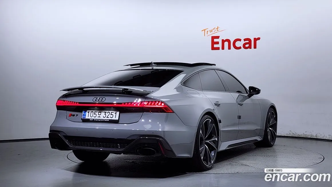 Audi RS7 2023 из KR, фото 2