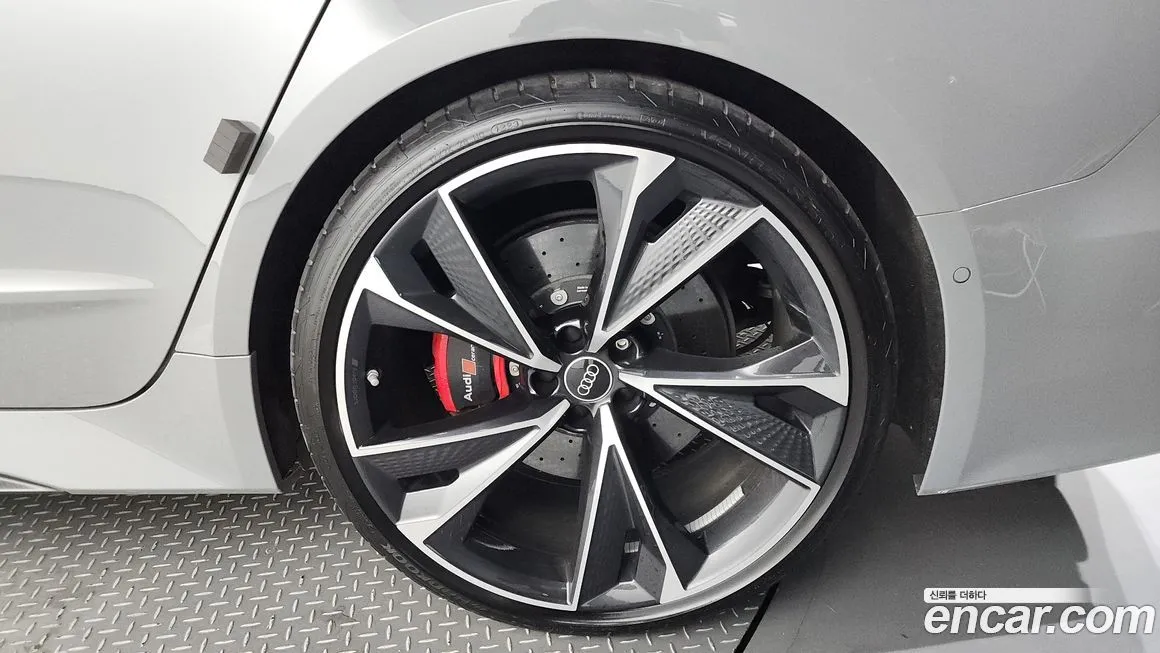 Audi RS7 2023 из KR, фото 5