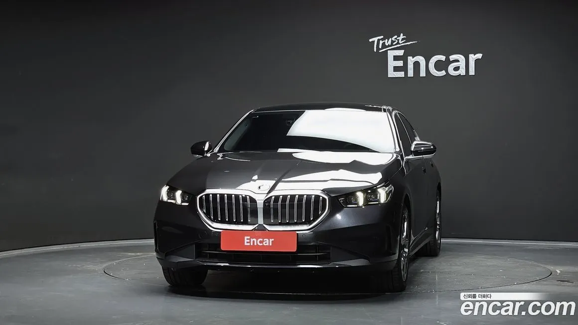 BMW 5-Series 2024 из KR, фото 3
