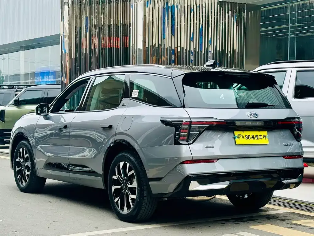 Ford Edge 2024 из CN, фото 4